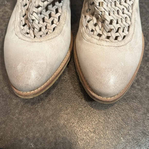 Very Volatile Bootie - Picture 6 of 6